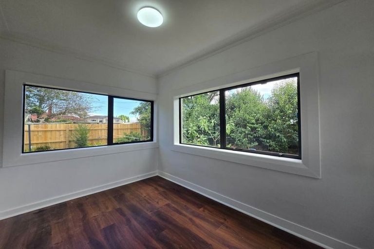 Photo of property in 1 Bledisloe Street, Papatoetoe, Auckland, 2104