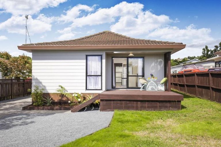 Photo of property in 166 Solar Road, Glen Eden, Auckland, 0602