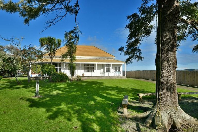 Photo of property in 1 Mill Road, Helensville, 0800