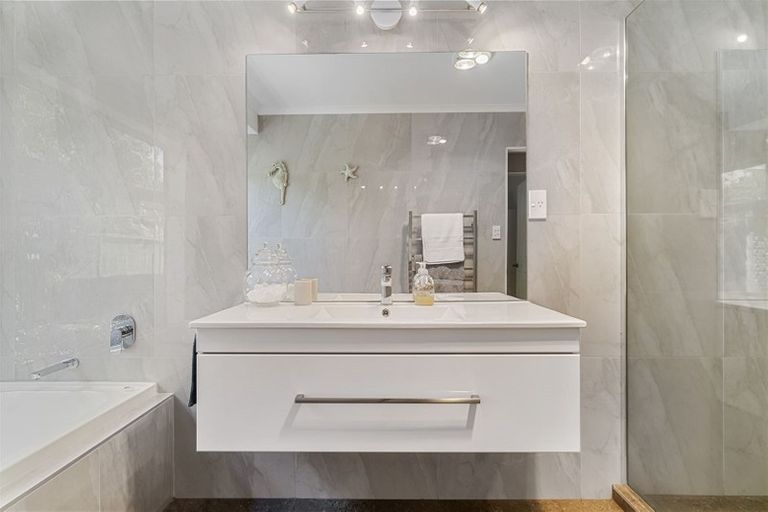 Photo of property in 29 Laguna Key, Papamoa Beach, Papamoa, 3118