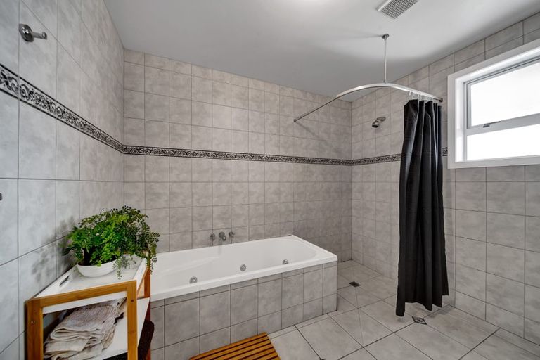 Photo of property in 10 Maire Street, Hawera, 4610