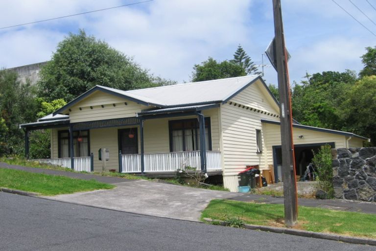 Photo of property in 2a Ellerton Road, Mount Eden, Auckland, 1024