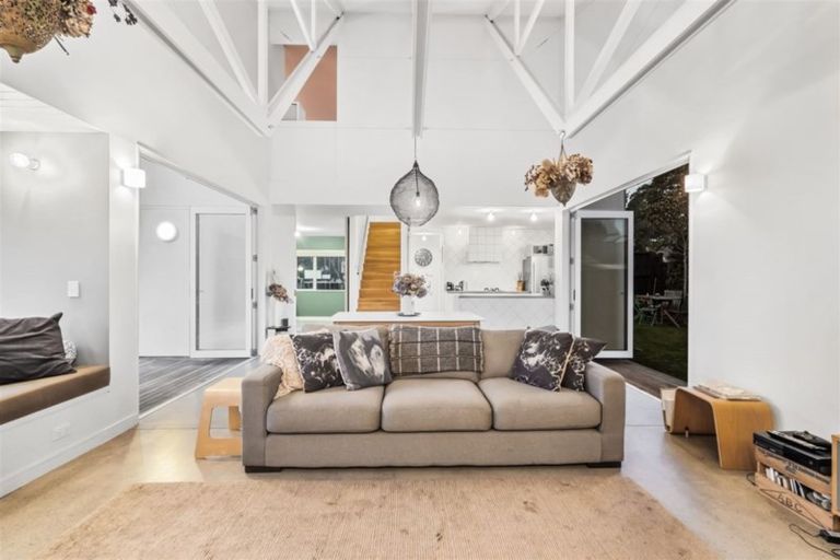 Photo of property in 49a Oranga Avenue, Onehunga, Auckland, 1061