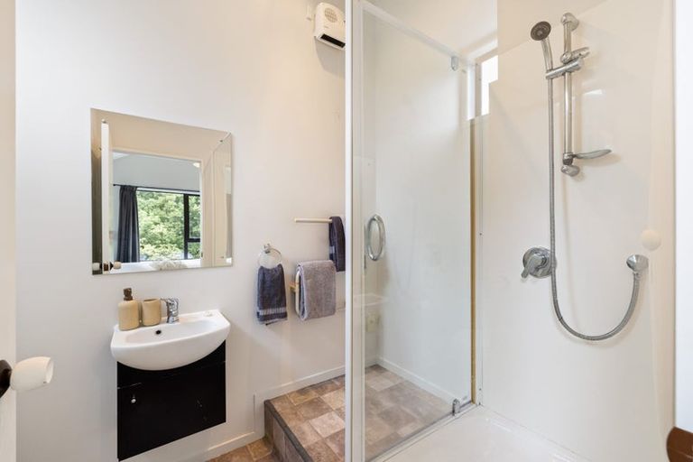 Photo of property in 102 Bowenvale Avenue, Cashmere, Christchurch, 8022