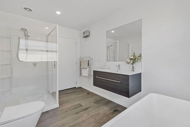 Photo of property in 9 Piwakawaka Place, Leeston, 7632