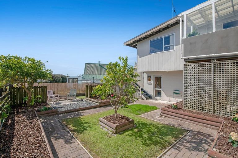 Photo of property in 26 Kawau View Road, Snells Beach, 0920