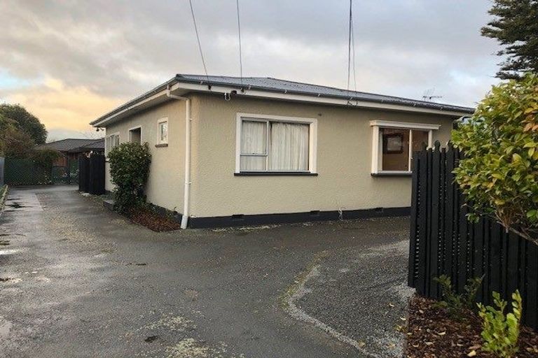 Photo of property in 1/12 Simeon Street, Spreydon, Christchurch, 8024