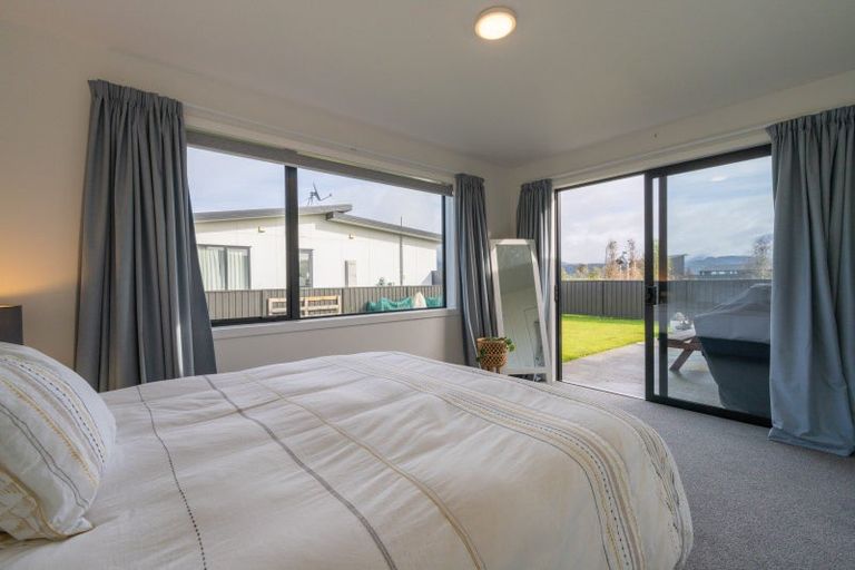 Photo of property in 53 Takitimu Avenue, Te Anau, 9600