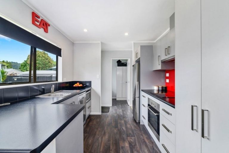 Photo of property in 27 Owhatiura Drive, Lynmore, Rotorua, 3010