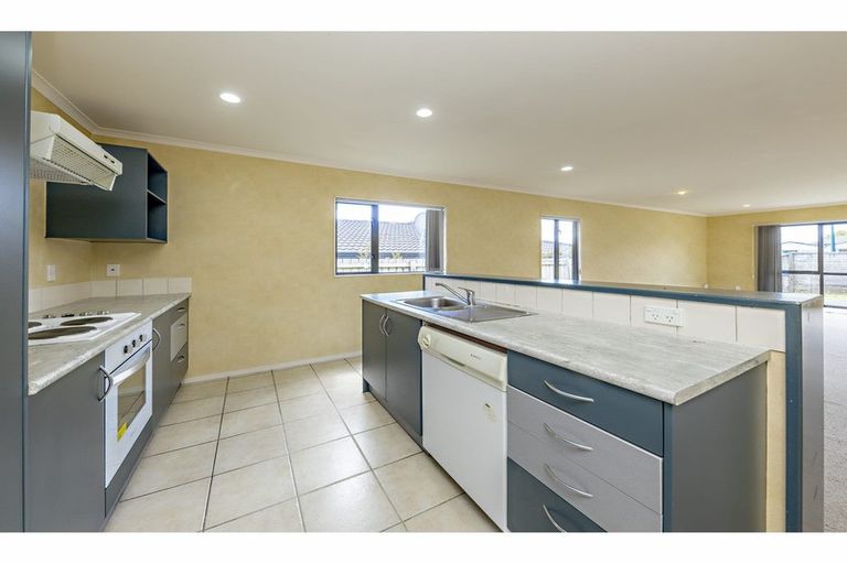 Photo of property in 17 Ksenia Drive, Flat Bush, Auckland, 2019