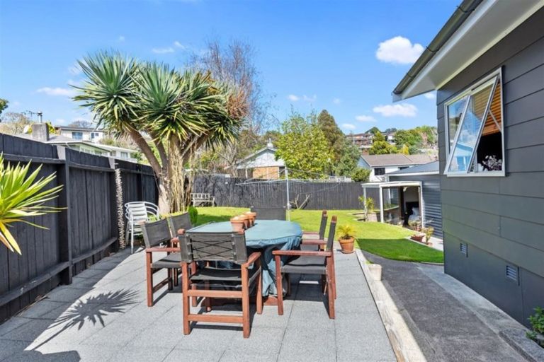 Photo of property in 56 Sherwood Street, Bellevue, Tauranga, 3110