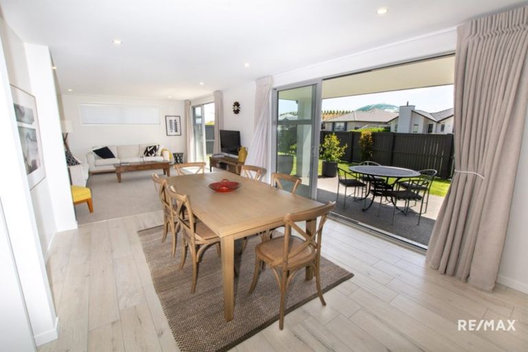 Photo of property in 54 Penetaka Heights, Pyes Pa, Tauranga, 3112