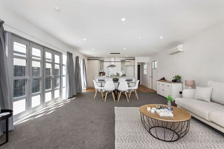 Photo of property in 114 Sherborne Street, St Albans, Christchurch, 8014