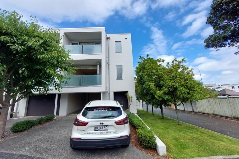 Photo of property in 1/68 Remuera Road, Remuera, Auckland, 1050