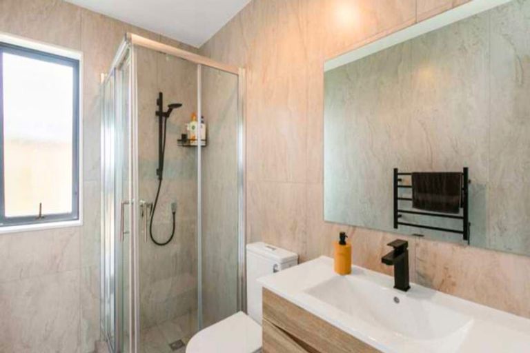 Photo of property in 51 Clayden Shuttleworth Street, Papakura, 2110