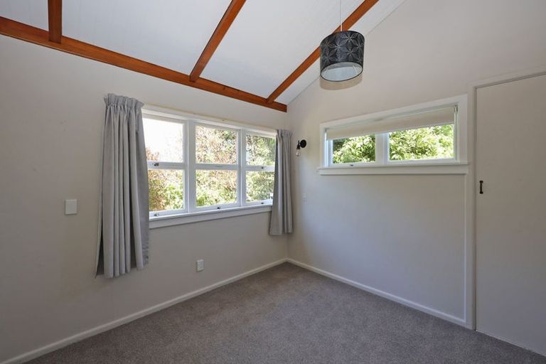 Photo of property in 14 Glendale Crescent, Holmes Hill, Oamaru, 9401