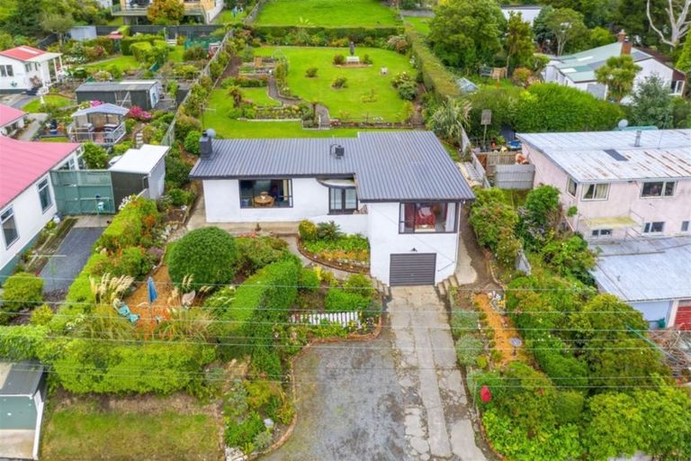 Photo of property in 13 Monowai Road, Ravensbourne, Dunedin, 9022