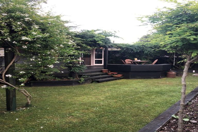 Photo of property in 38 Pulham Crescent, Queenwood, Hamilton, 3210