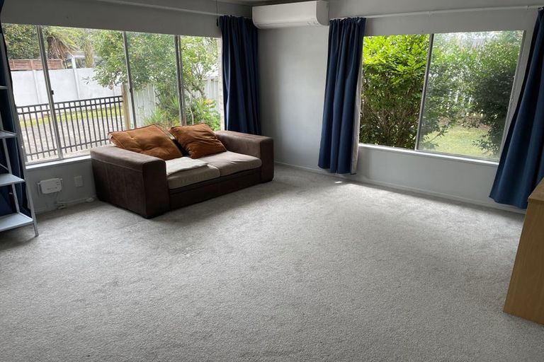 Photo of property in 47 Tirimoana Road, Te Atatu South, Auckland, 0602