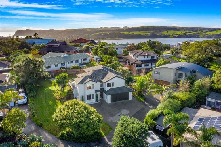 Photo of property in 9 Cascaden Road, Gulf Harbour, Whangaparaoa, 0930