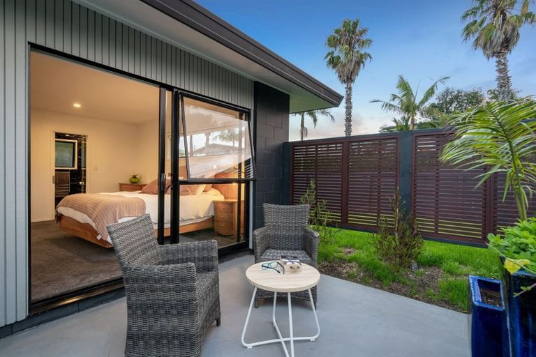 Photo of property in 25 Maritime Terrace, Birkenhead, Auckland, 0626