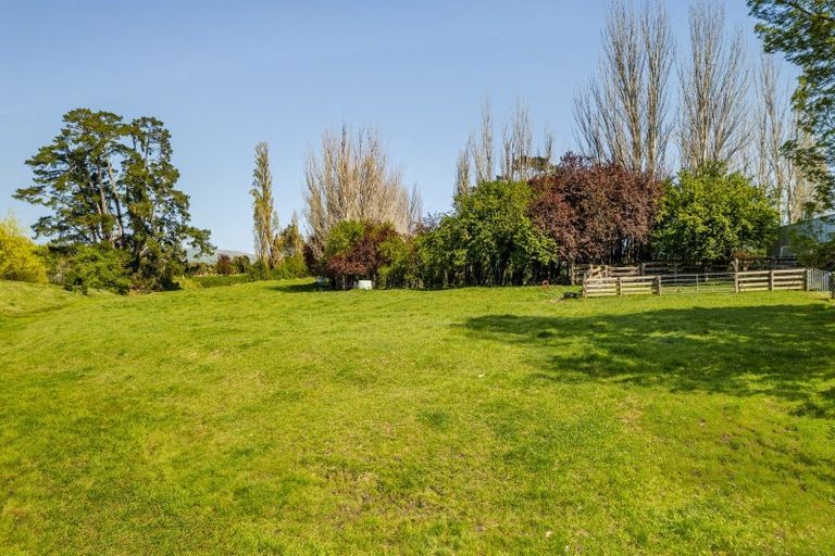 Photo of property in 510 Porangahau Road, Waipukurau, 4282