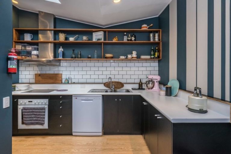 Photo of property in Dixonlane Apartments, 14/7 Feltex Lane, Te Aro, Wellington, 6011