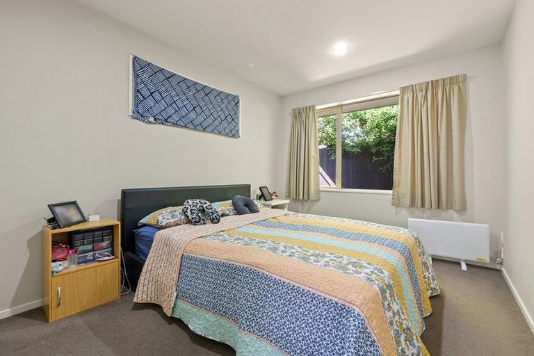 Photo of property in 42 Thackeray Place, Waltham, Christchurch, 8023