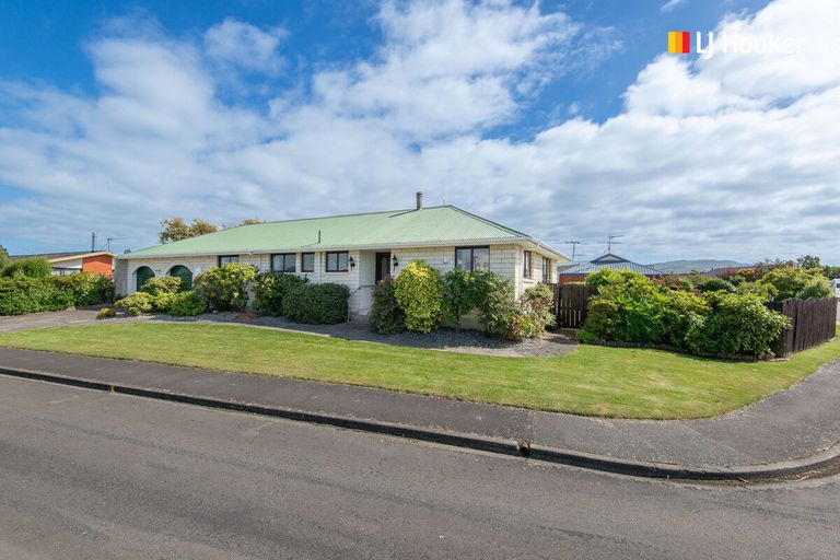 Photo of property in 14 Maple Grove, Mosgiel, 9024