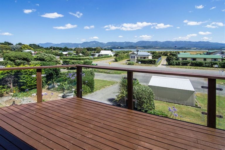 Photo of property in 98 Lake Ferry Road, Lake Ferry, Featherston, 5772