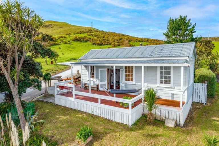 Photo of property in 3 Hokianga Harbour Drive, Opononi, Kaikohe, 0473