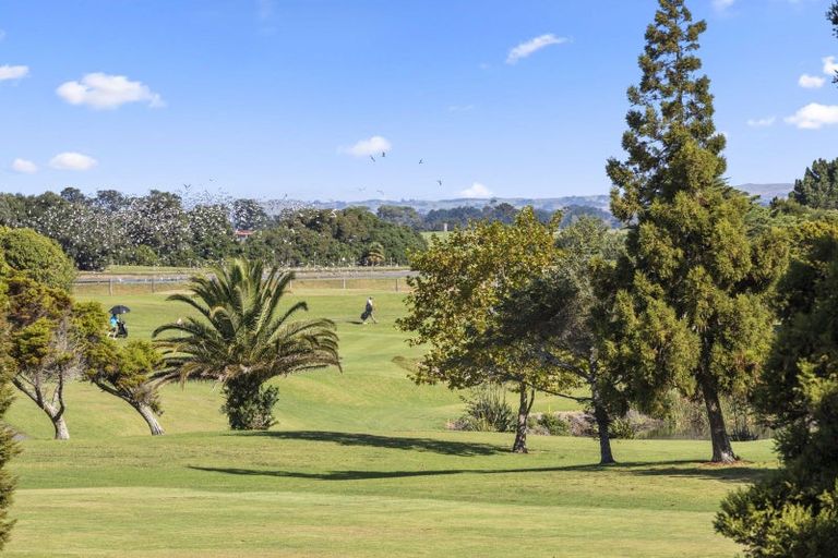 Photo of property in 27 Stella Drive, Clarks Beach, 2122