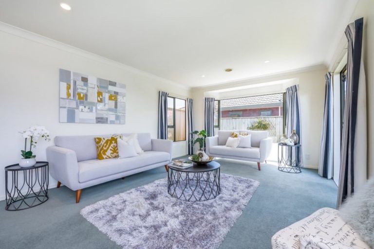 Photo of property in 2/942 High Street, Avalon, Lower Hutt, 5011