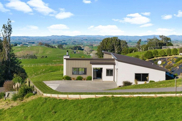 Photo of property in 194d Pekanui Road, Puketotara, Te Awamutu, 3876