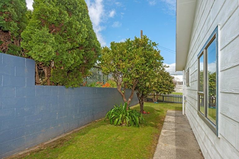Photo of property in 2 Kingsley Street, Whataupoko, Gisborne, 4010