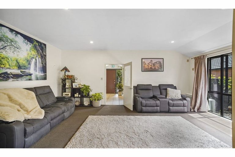 Photo of property in 865a Ferry Road, Woolston, Christchurch, 8023