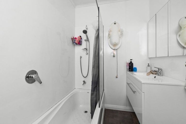 Photo of property in 330 Tui Place, Camberley, Hastings, 4120