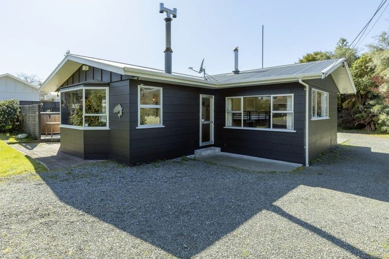 Photo of property in 39 Te Herekiekie Street, Turangi, 3334