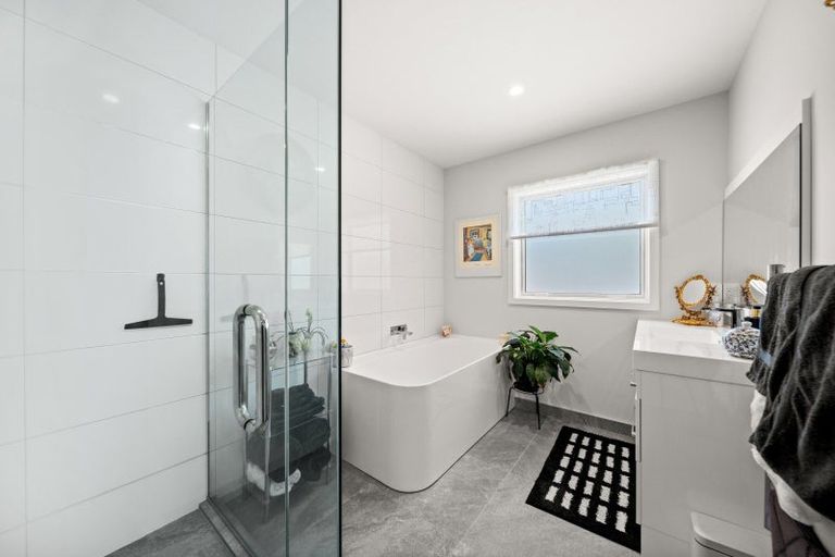 Photo of property in 13 Kea Court, Carterton, 5713