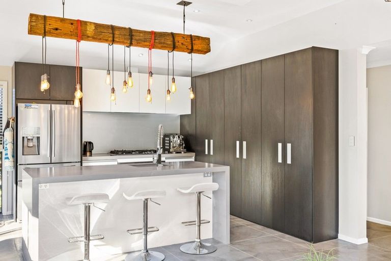 Photo of property in 9 Solan Drive, Waimauku, 0812