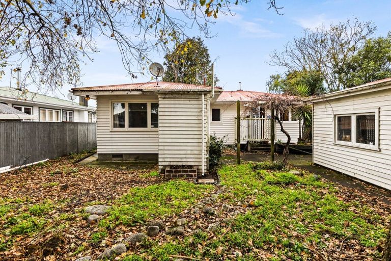 Photo of property in 24 Darwin Crescent, Maraenui, Napier, 4110