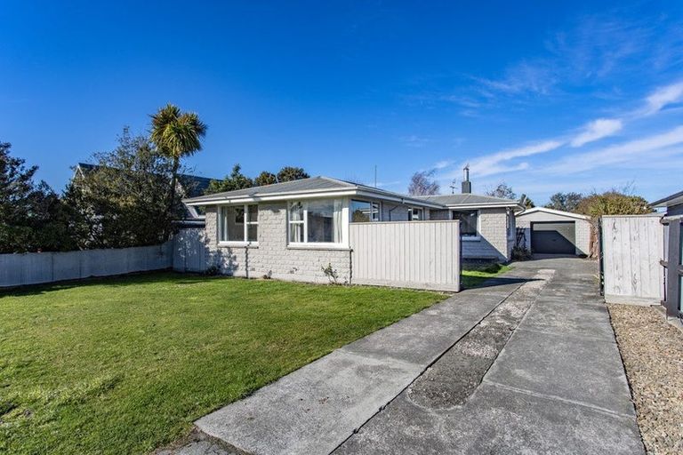 Photo of property in 63 Johns Road, Rangiora, 7400