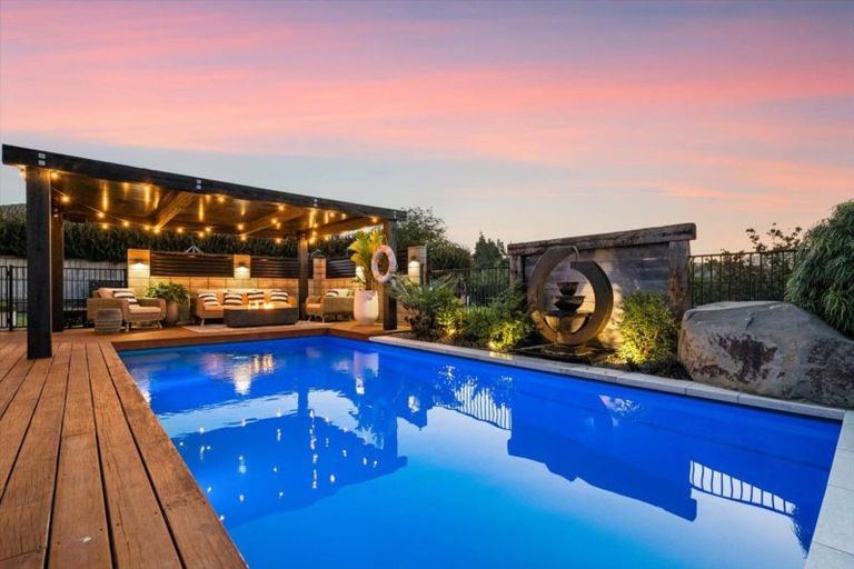 Photo of property in 6 Donelle Place, Te Puke, 3119