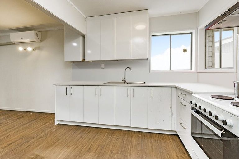 Photo of property in 1/27 Weymouth Road, Manurewa, Auckland, 2102