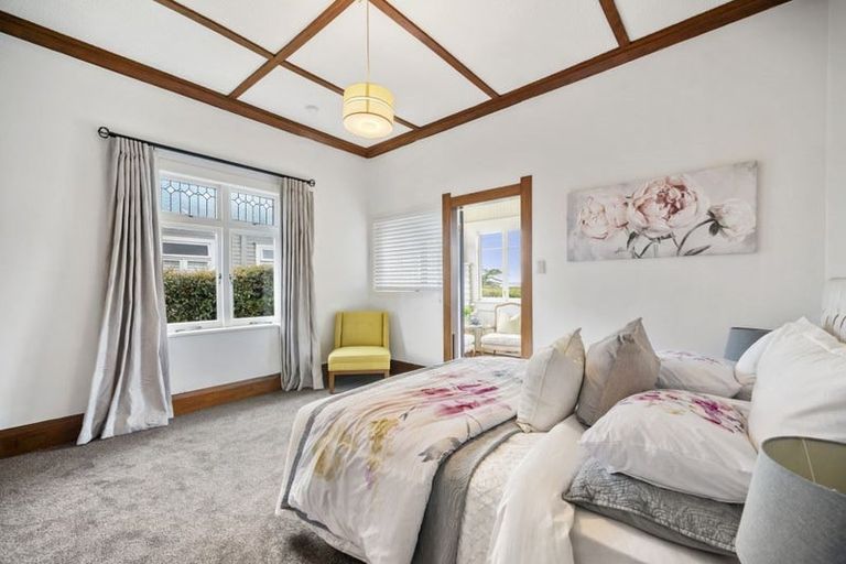 Photo of property in 1/28 Ngataringa Road, Devonport, Auckland, 0624