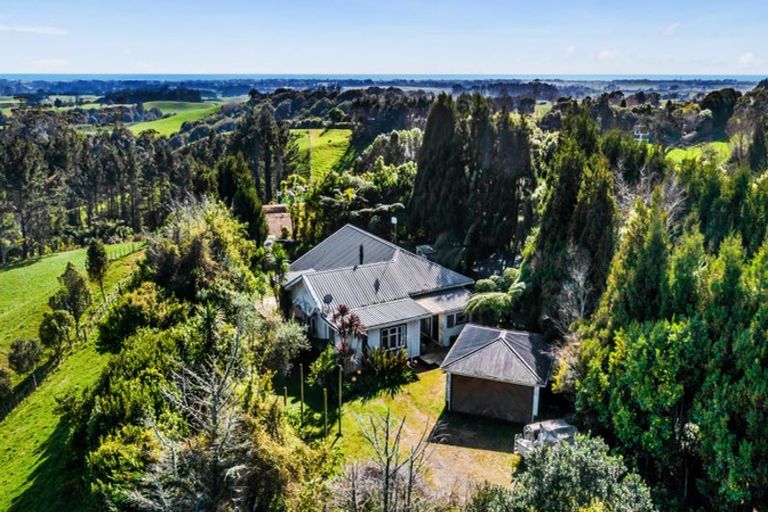 Photo of property in 150 Ackworth Road, Lepperton, New Plymouth, 4373