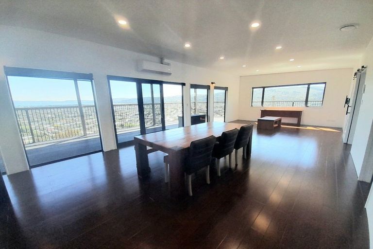 Photo of property in 32a Woodvale Grove, Fairfield, Lower Hutt, 5011