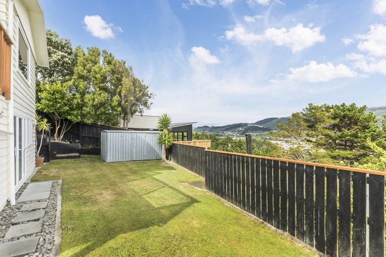Photo of property in 8 Ash Grove, Ranui, Porirua, 5024
