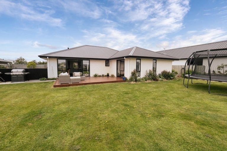 Photo of property in 4 West Bay Place, Huntingdon, Ashburton, 7774