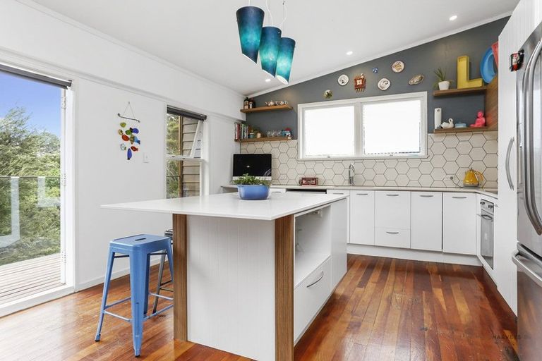 Photo of property in 264 Glengarry Road, Glen Eden, Auckland, 0602